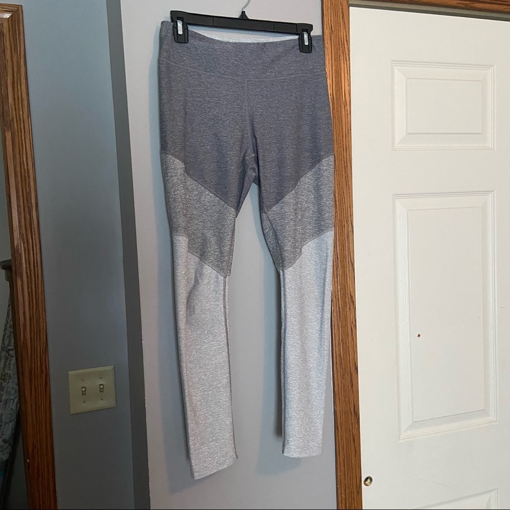 Outdoor voices leggings